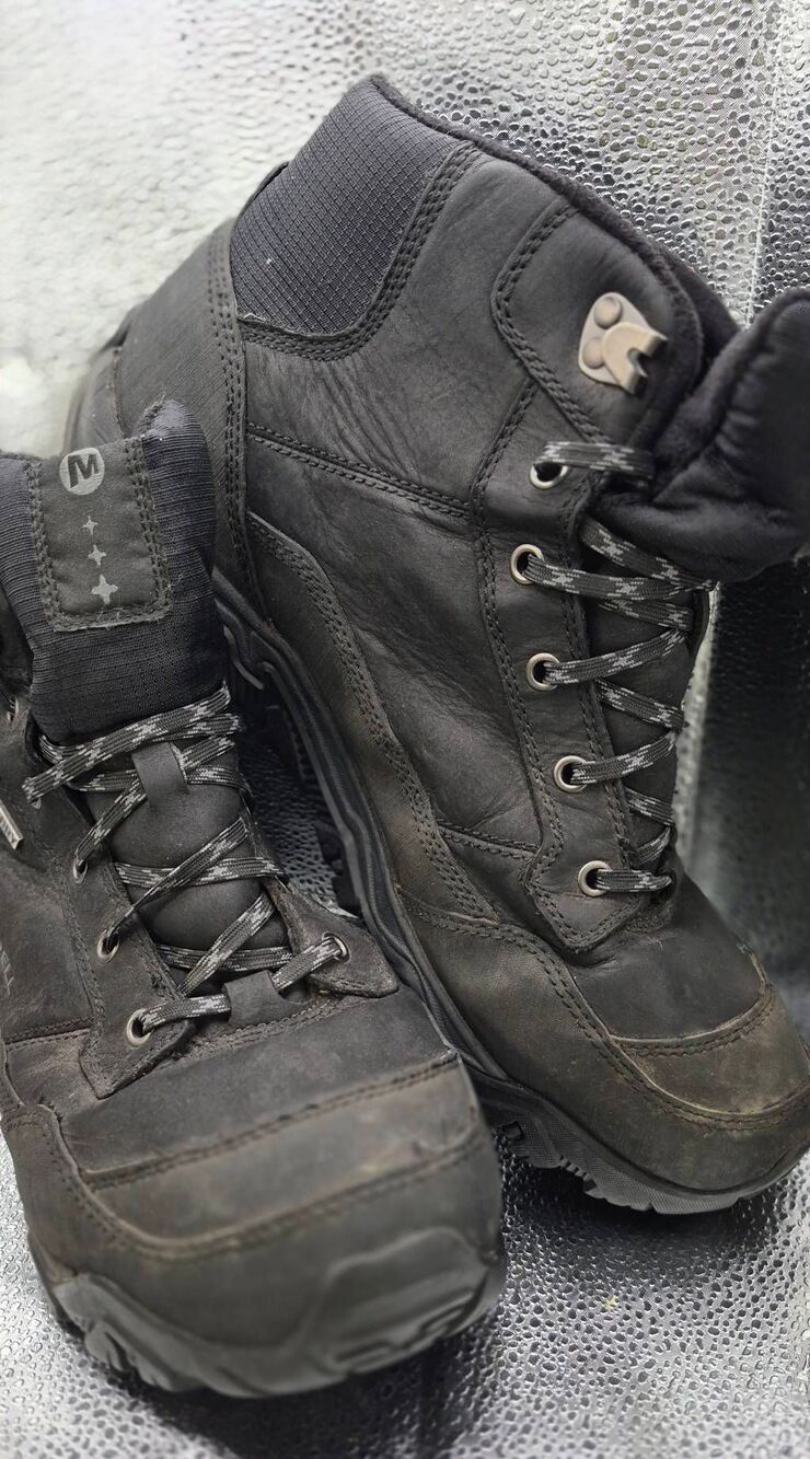 Merrell boots - Picture 3 of 9